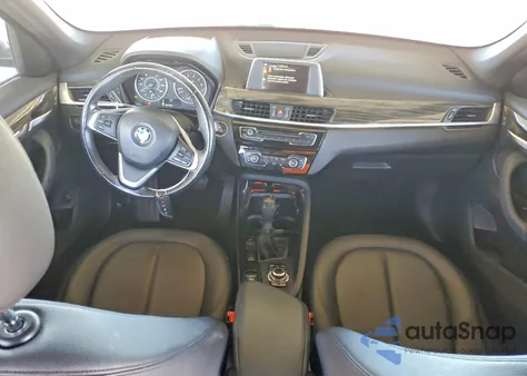 2016 BMW X1 xDrive28I z USA, uszkodzony, nr VIN WBXHT3C3XGP887452